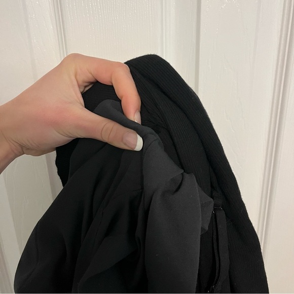 ASSETS by SPANX Women's High-Waist Seamless Leggings - Picture 7 of 10